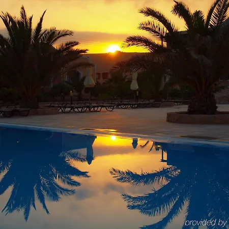 Santo Miramare Beach Resort 