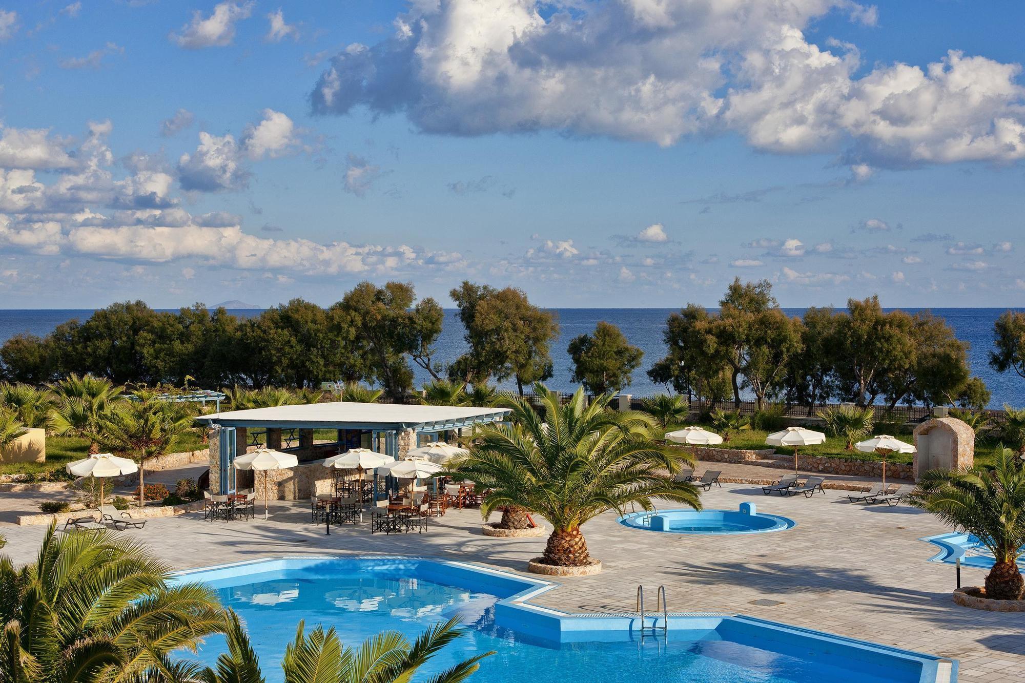 Santo Miramare מלון 4*